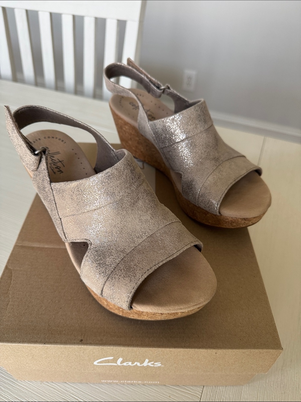 Clark’s Annadel Ivory Pewter sandals - Picture 8 of 9